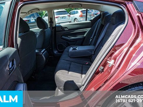Used 2025 Nissan Altima 2.5 SV FWD image 20