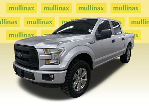 Used 2015 Ford F150 XL w/ Equipment Group 101A Mid AWD/4WD image 13