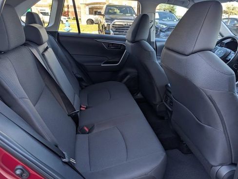 Used 2025 Toyota RAV4 LE image 28