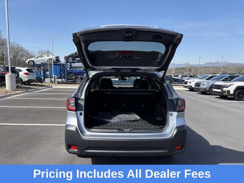 Certified 2025 Subaru Outback Premium AWD/4WD image 11