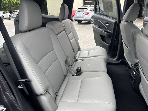 Used 2021 Honda Passport Touring image 11