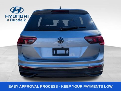 Used 2024 Volkswagen Tiguan SE image 5