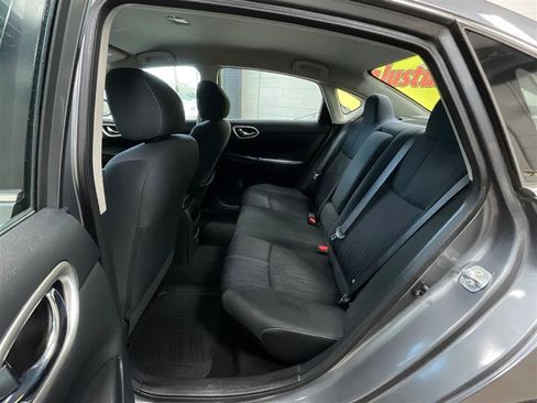 Used 2018 Nissan Sentra SV FWD image 19
