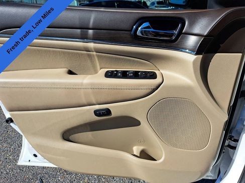 Used 2020 Jeep Grand Cherokee Overland image 37