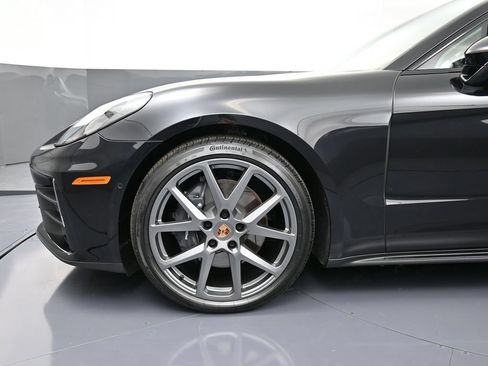 Certified 2025 Porsche Panamera 4 AWD/4WD image 12