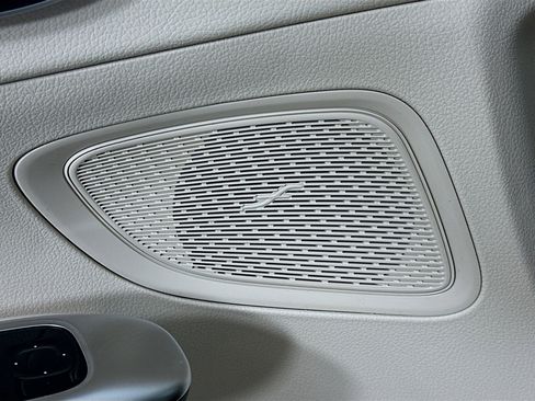 Certified 2024 Mercedes-Benz C 300 4MATIC Sedan image 23