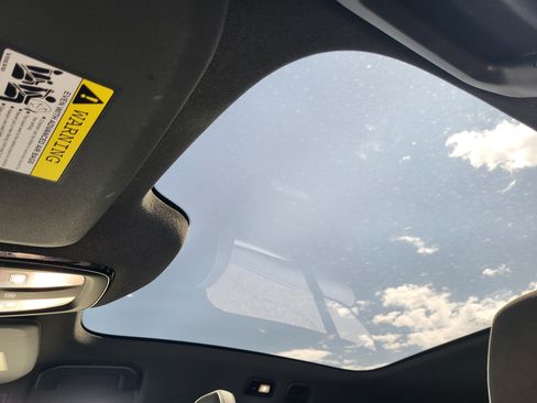 Certified 2023 Volvo C40 P8 Recharge Ultimate w/ Protection Package Premier AWD/4WD image 21
