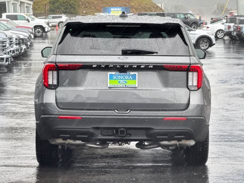 New 2026 Ford Explorer Active image 6