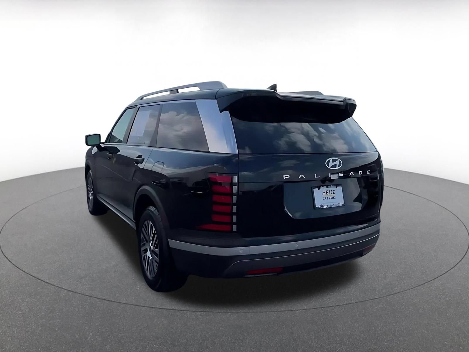 Used 2026 Hyundai Palisade SEL FWD image 10