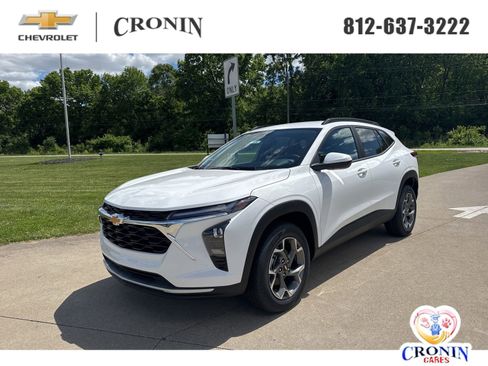New 2026 Chevrolet Trax LT w/ LT Convenience Package FWD image 1