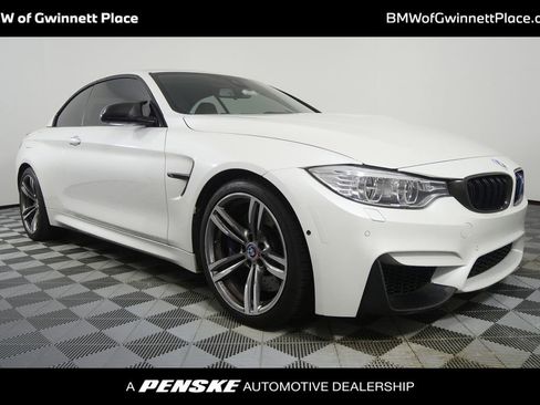 Used 2016 BMW M4 Convertible image 1