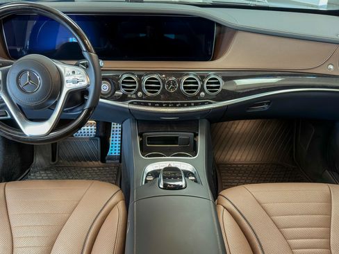 Used 2020 Mercedes-Benz S 560 Sedan image 44