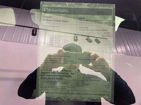 Used 2026 Chrysler Voyager LX image 36