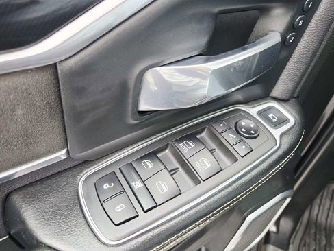 Used 2020 RAM 3500 Laramie w/ Night Edition image 42