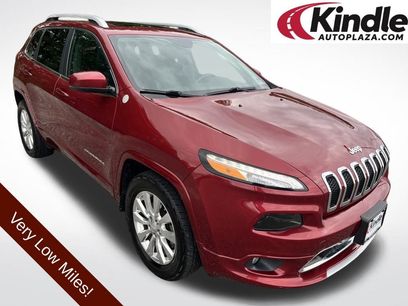 Used 2017 Jeep Cherokee Overland