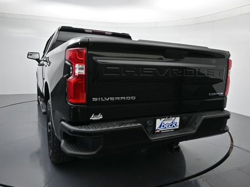 Certified 2021 Chevrolet Silverado 1500 Custom RWD image 23