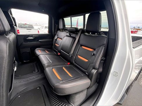 Used 2025 GMC Sierra 3500 AT4 image 27