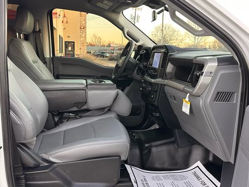 Used 2022 Ford F150 XL w/ Trailer Tow Package image 13