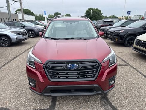 Used 2023 Subaru Forester Premium AWD/4WD image 10