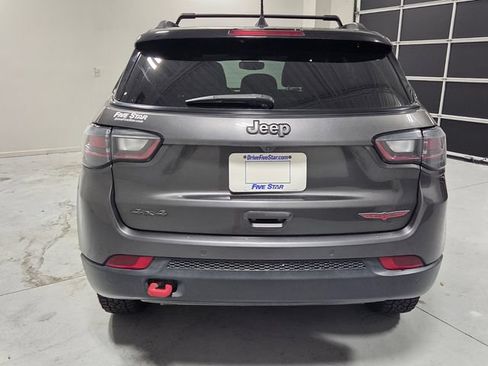 Used 2023 Jeep Compass Trailhawk w/ Trailhawk Elite Group AWD/4WD image 9