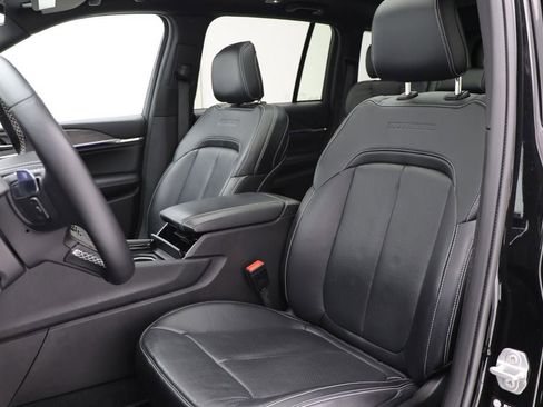 Used 2022 Jeep Grand Cherokee Overland image 17