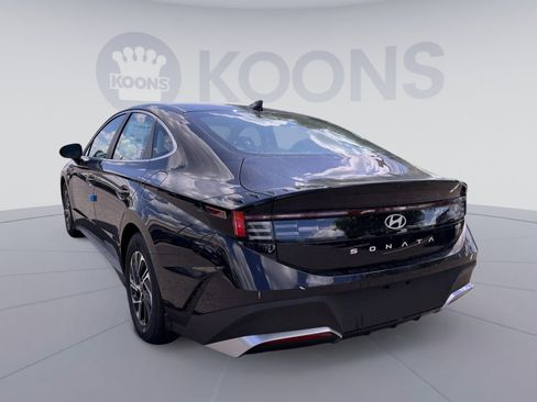 New 2026 Hyundai Sonata Blue FWD image 4