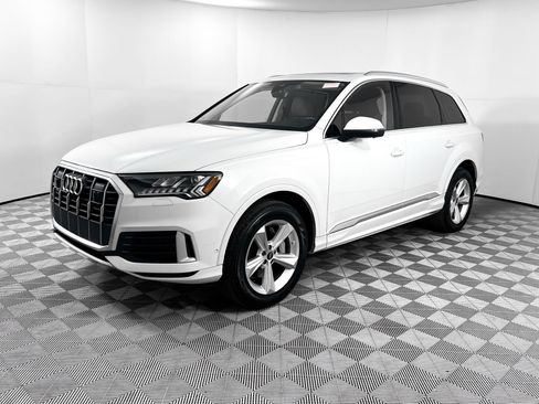 Used 2024 Audi Q7 2.0T Premium Plus image 3