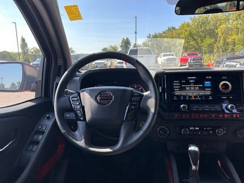 Used 2025 Nissan Frontier PRO-4X w/ Interior Protection Package AWD/4WD image 20