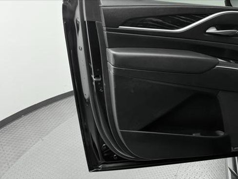 Used 2023 Cadillac Escalade ESV Sport image 19