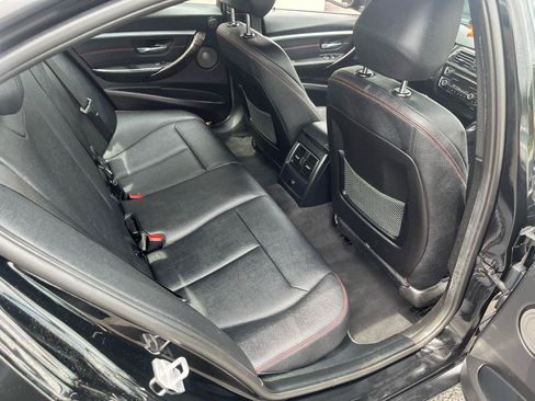 Used 2018 BMW 328d xDrive Sedan AWD/4WD image 32
