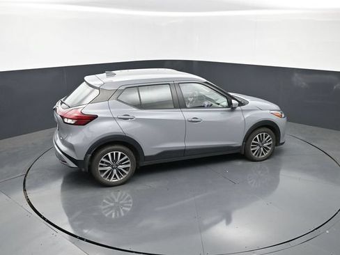 Used 2024 Nissan Kicks SV FWD image 14