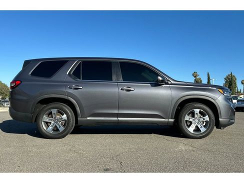 Used 2024 Honda Pilot EX-L image 7