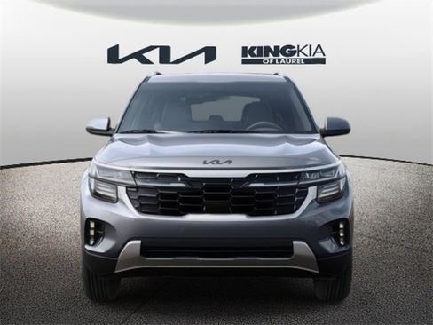 New 2025 Kia Seltos SX image 2