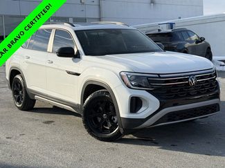 Used 2024 Volkswagen Atlas Peak Edition SE video 1