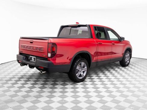 Used 2025 Honda Ridgeline TrailSport image 7