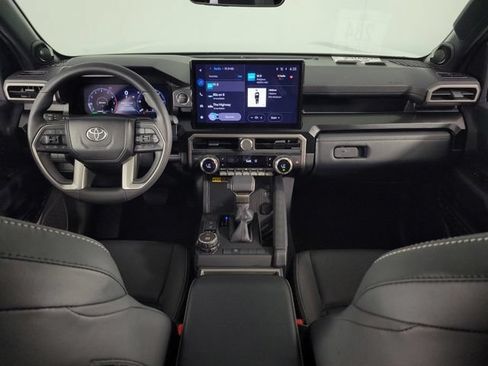 Used 2026 Toyota 4Runner Limited AWD/4WD image 27