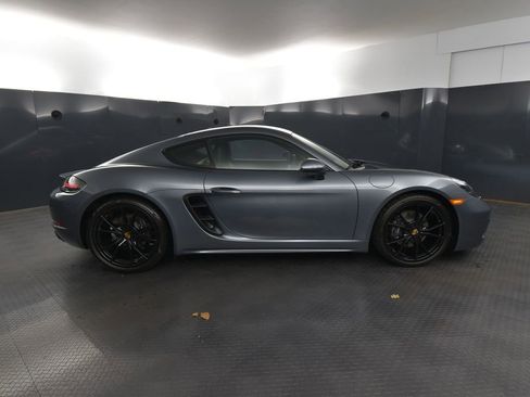 Certified 2025 Porsche 718 Cayman image 8