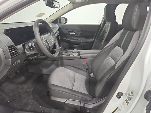 New 2026 Nissan Sentra SV w/ SV Convenience Package FWD image 9