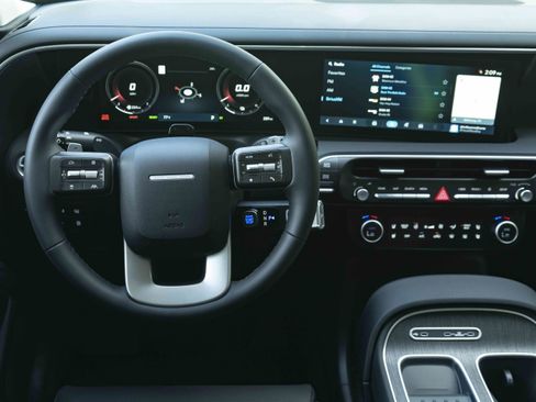 Used 2026 Hyundai Palisade SEL Premium FWD image 20