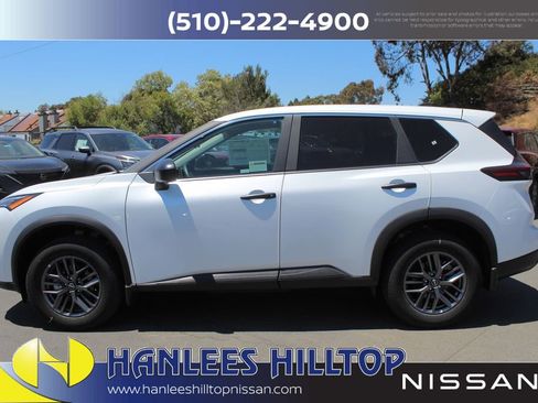 New 2025 Nissan Rogue S image 9