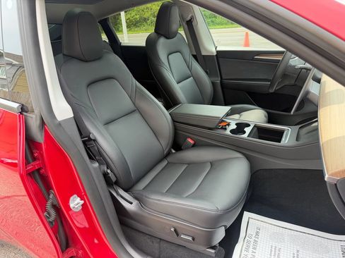 Used 2023 Tesla Model Y Long Range AWD/4WD image 19