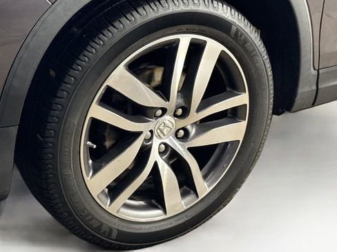 Used 2016 Honda Pilot Elite image 22