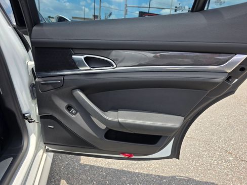 Used 2013 Porsche Panamera S RWD image 26