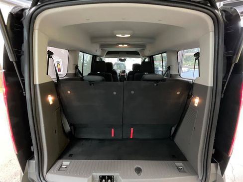 Used 2022 Ford Transit Connect XLT FWD image 21
