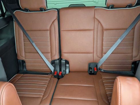 Used 2024 GMC Yukon Denali Ultimate image 29