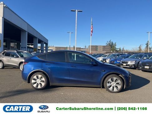 Used 2022 Tesla Model Y Long Range image 1