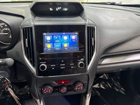Used 2019 Subaru Forester Premium w/ All-Weather Package AWD/4WD image 19