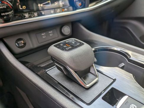 New 2026 Nissan Rogue SV image 16