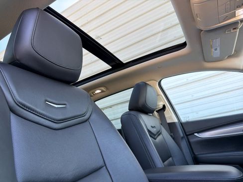 Used 2019 Cadillac XT5 Luxury FWD image 18