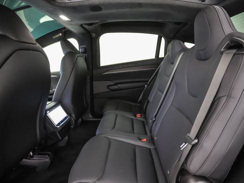 Used 2023 Tesla Model X AWD/4WD image 21